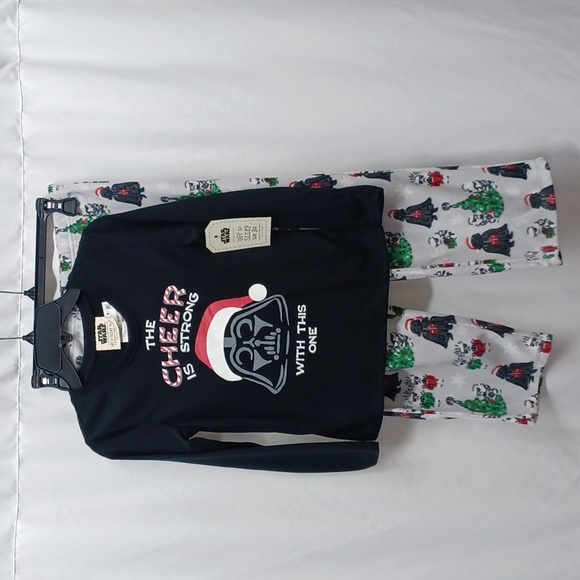 Munki Munki Matching Kids Star Wars Holiday Traditions Pajama Set - Picture 2 of 7